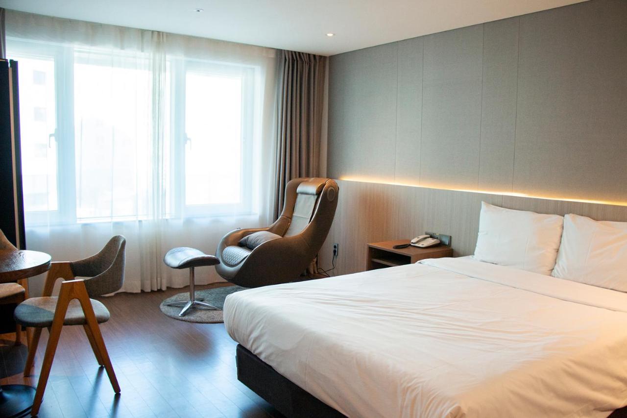 The First70 Hotel Seogwipo Eksteriør billede