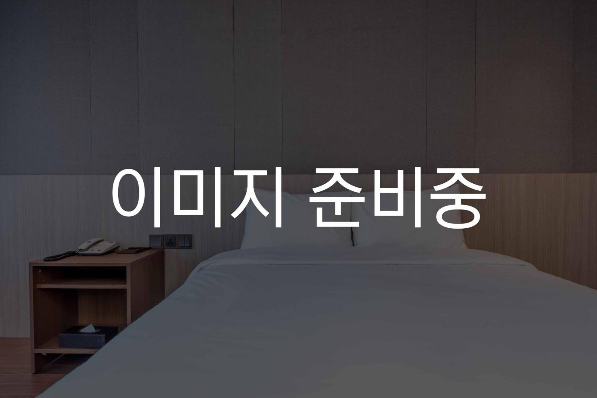 The First70 Hotel Seogwipo Eksteriør billede