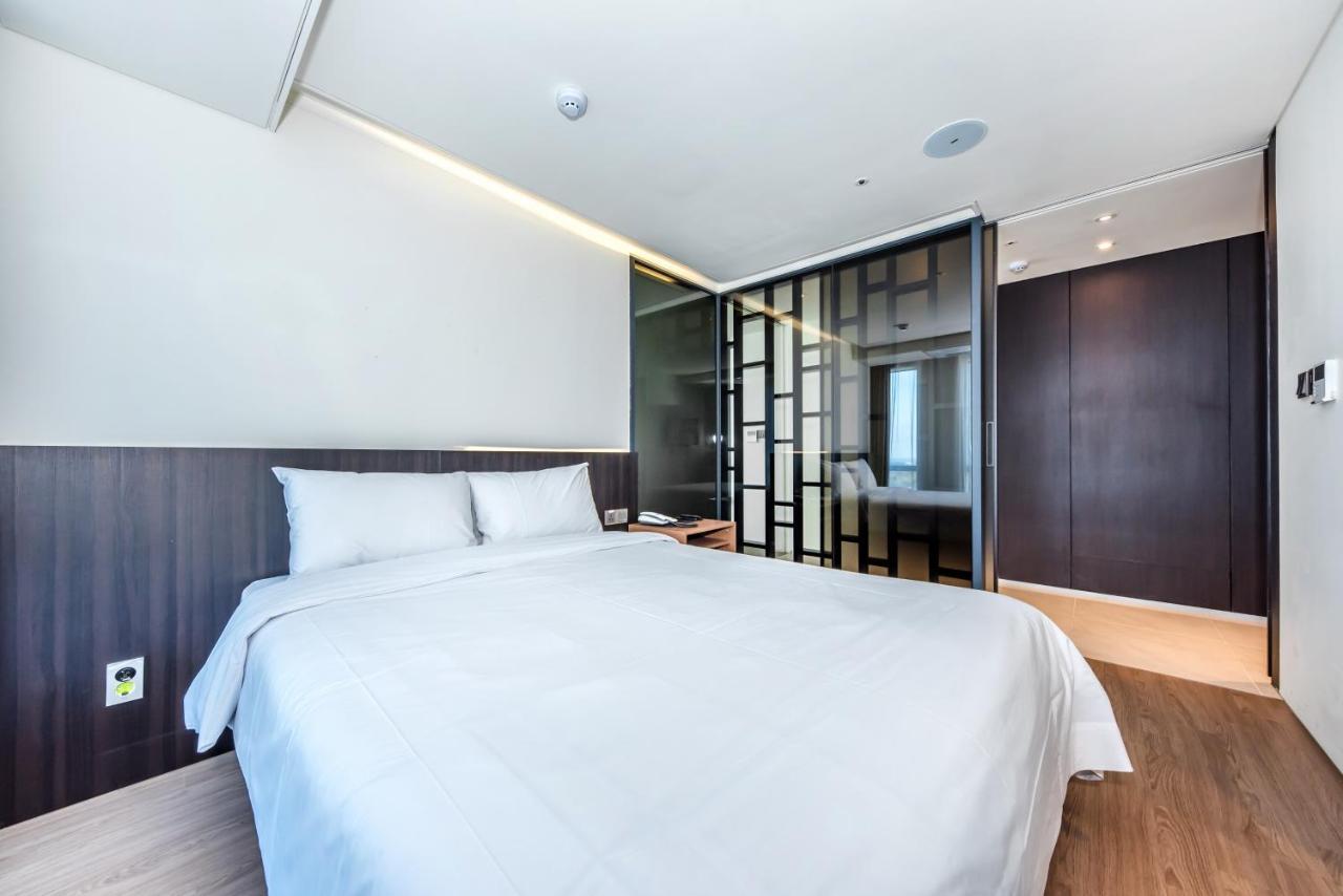 The First70 Hotel Seogwipo Eksteriør billede